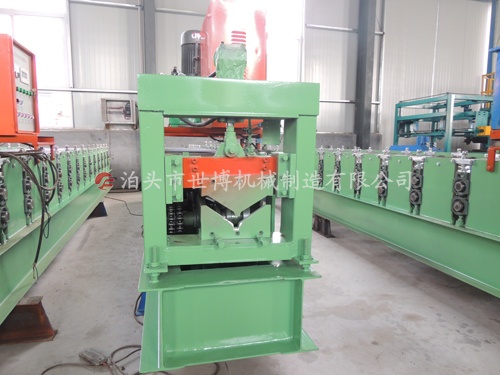 222型屋脊瓦彩鋼壓瓦機(jī)設(shè)備