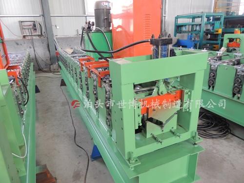 222型屋脊瓦彩鋼壓瓦機(jī)設(shè)備